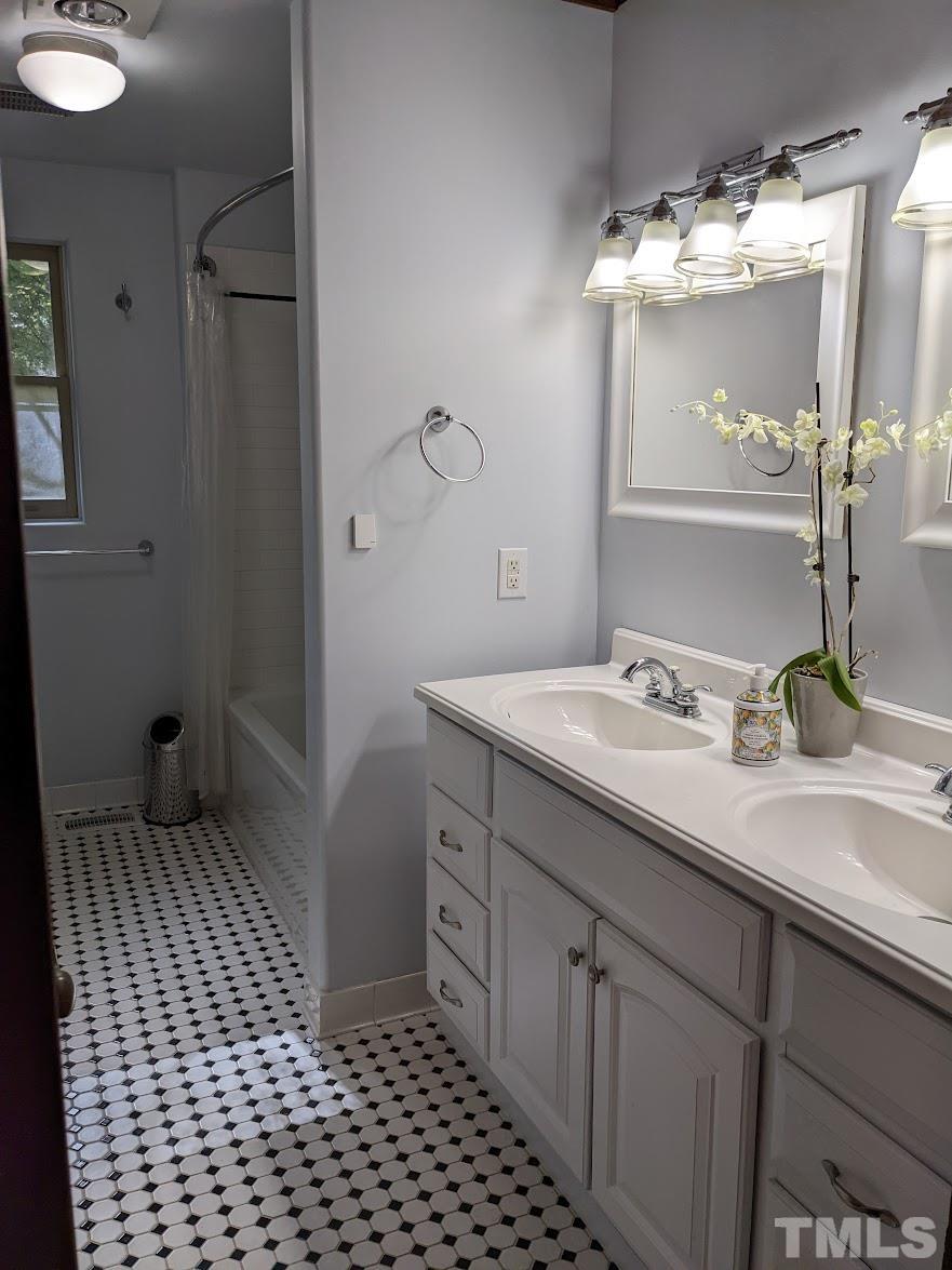 7912 Senter Farm Road Apex, NC 27539 - Photo 38 of 78 Gallery Image 38