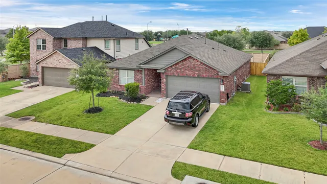 $2,300 | 17746 Auburn Heights Trail, Richmond, TX 77407
