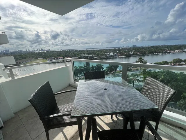 $920,000 | Millionaire's Row, Miami Beach, FL 33140