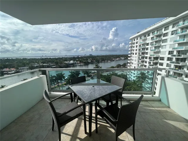 $920,000 | Millionaire's Row, Miami Beach, FL 33140