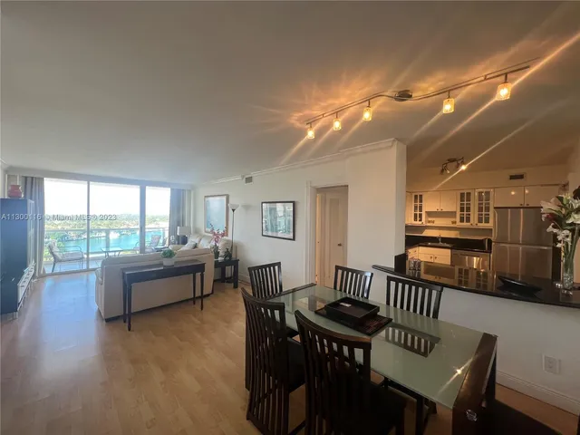 $920,000 | Millionaire's Row, Miami Beach, FL 33140
