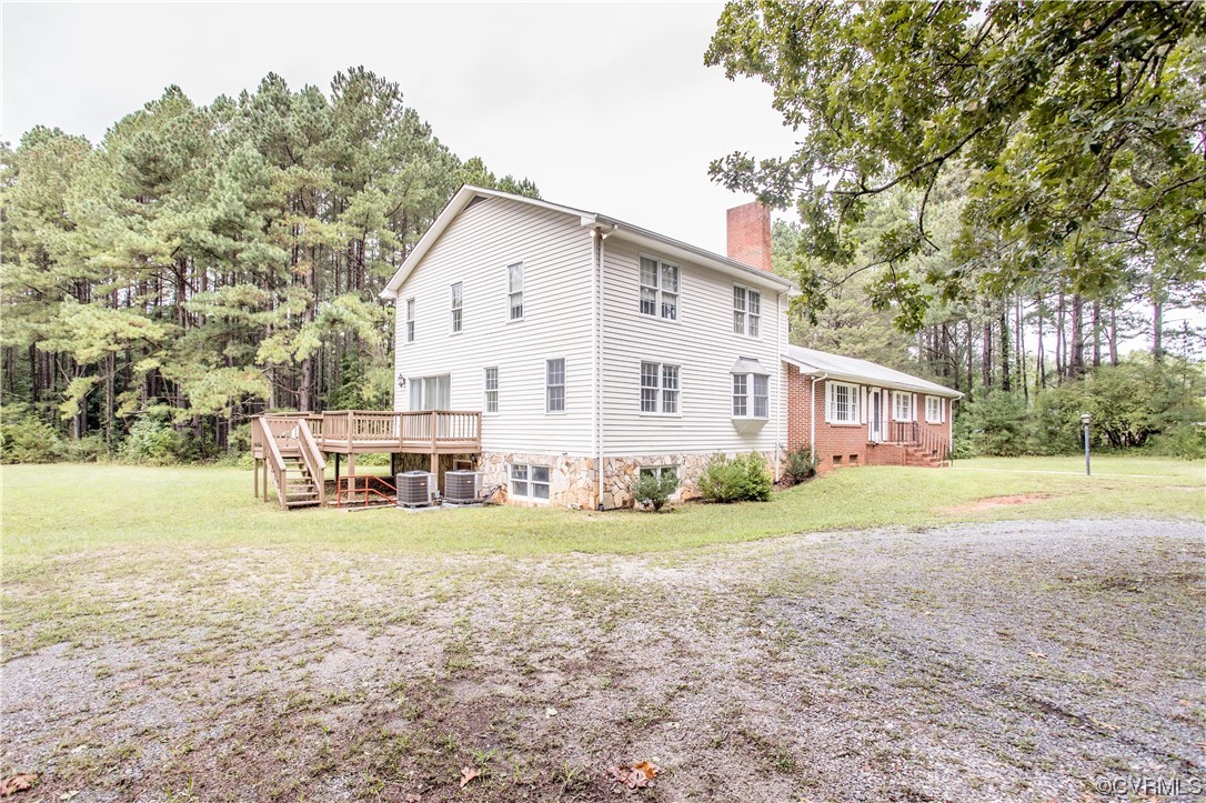 2374 Sandy Hook Road Goochland, VA 23063 - Photo 3 of 42 Gallery Image 3