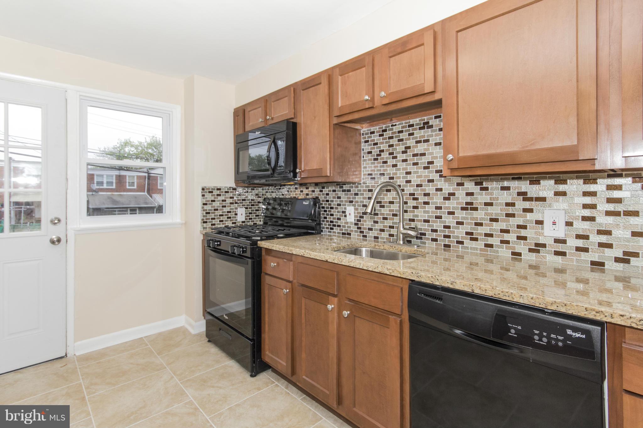 5527 Bucknell Road Baltimore, MD 21206 - Photo 10 of 28 Kitchen
