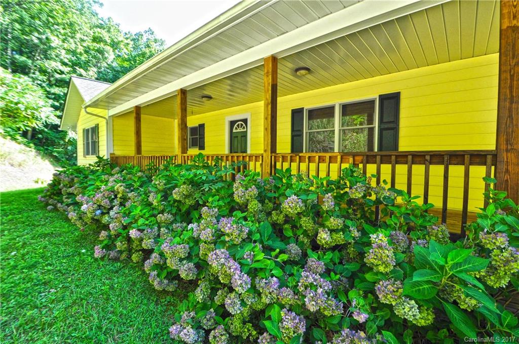 500 Robert Wilson Road Marshall, NC 28753 - Photo 6 of 23 Gallery Image 6