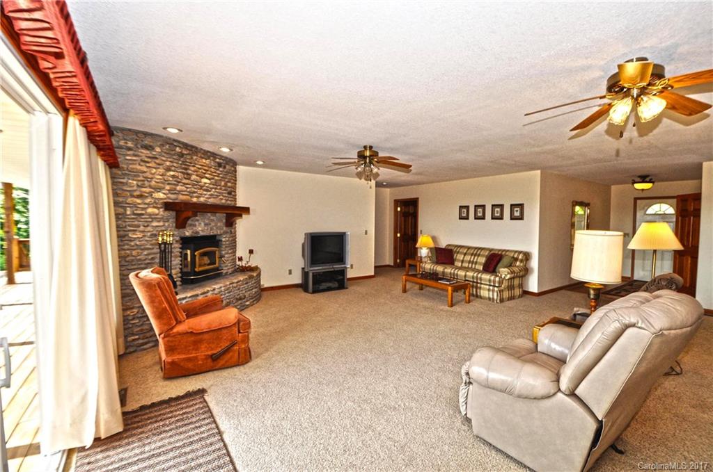 500 Robert Wilson Road Marshall, NC 28753 - Photo 9 of 23 Gallery Image 9