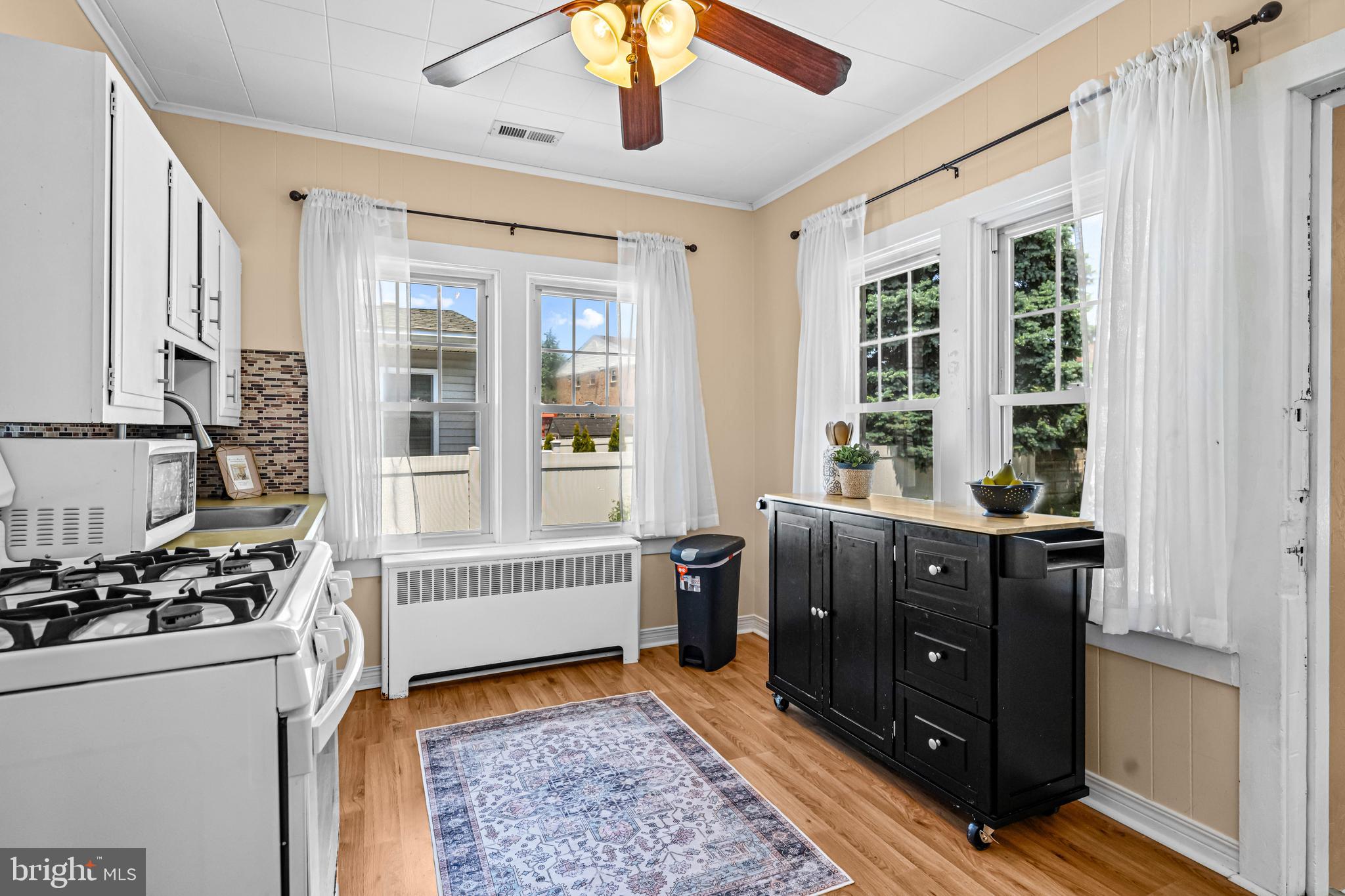 15 South Clinton Avenue Maple Shade, NJ 08052 - Photo 18 of 33 Kitchen