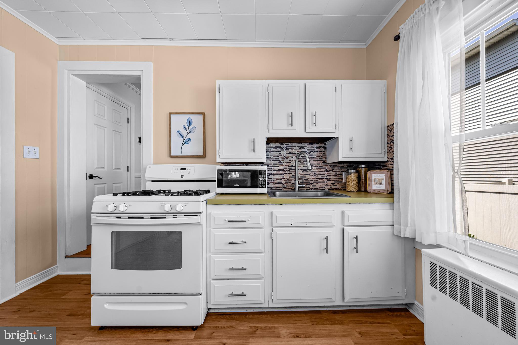 15 South Clinton Avenue Maple Shade, NJ 08052 - Photo 21 of 33