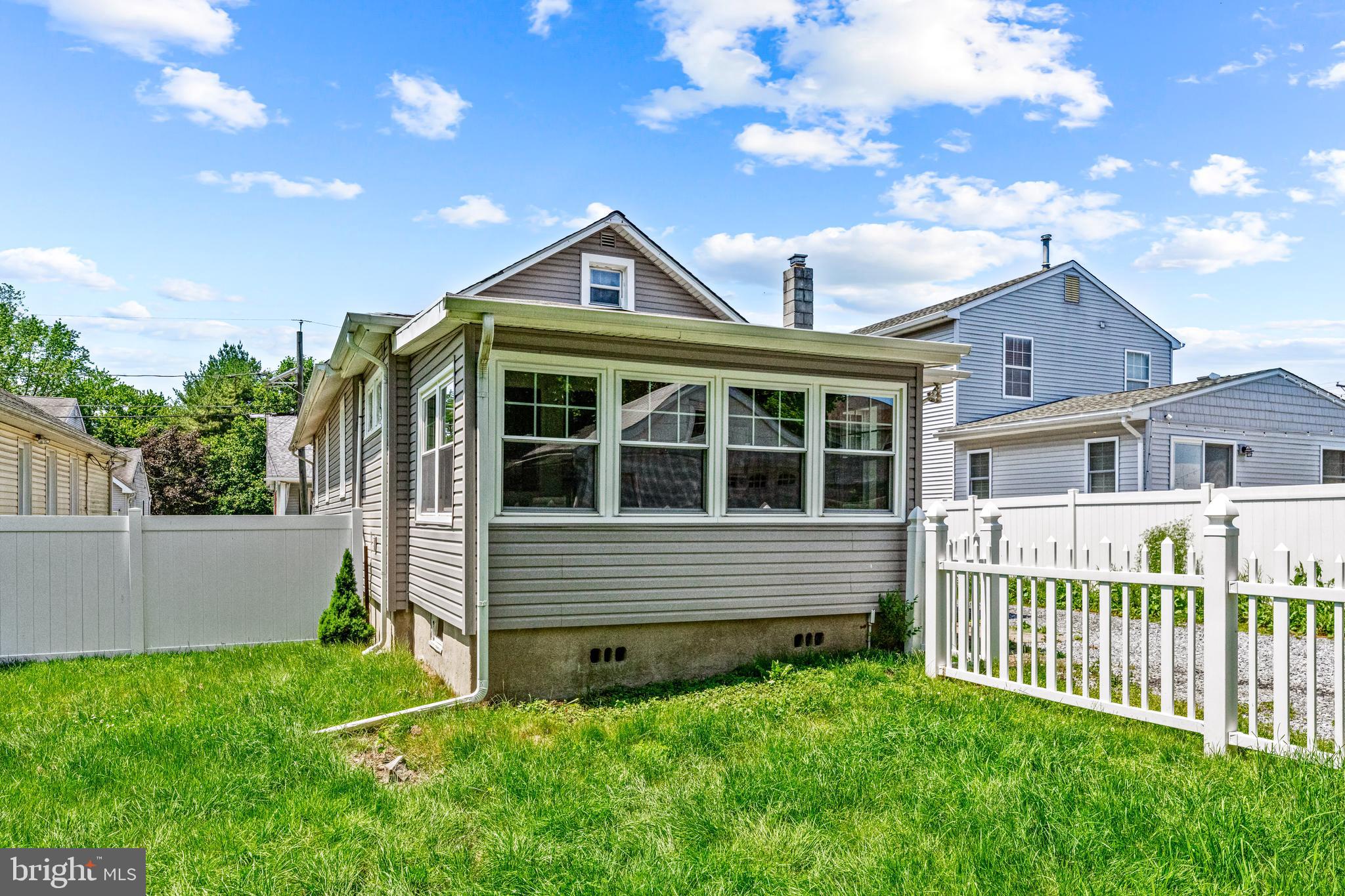 15 South Clinton Avenue Maple Shade, NJ 08052 - Photo 31 of 33