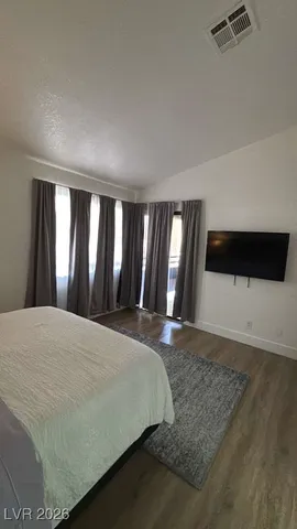 $2,395 | 5036 South Rainbow Boulevard, Unit 206, Las Vegas, NV 89103