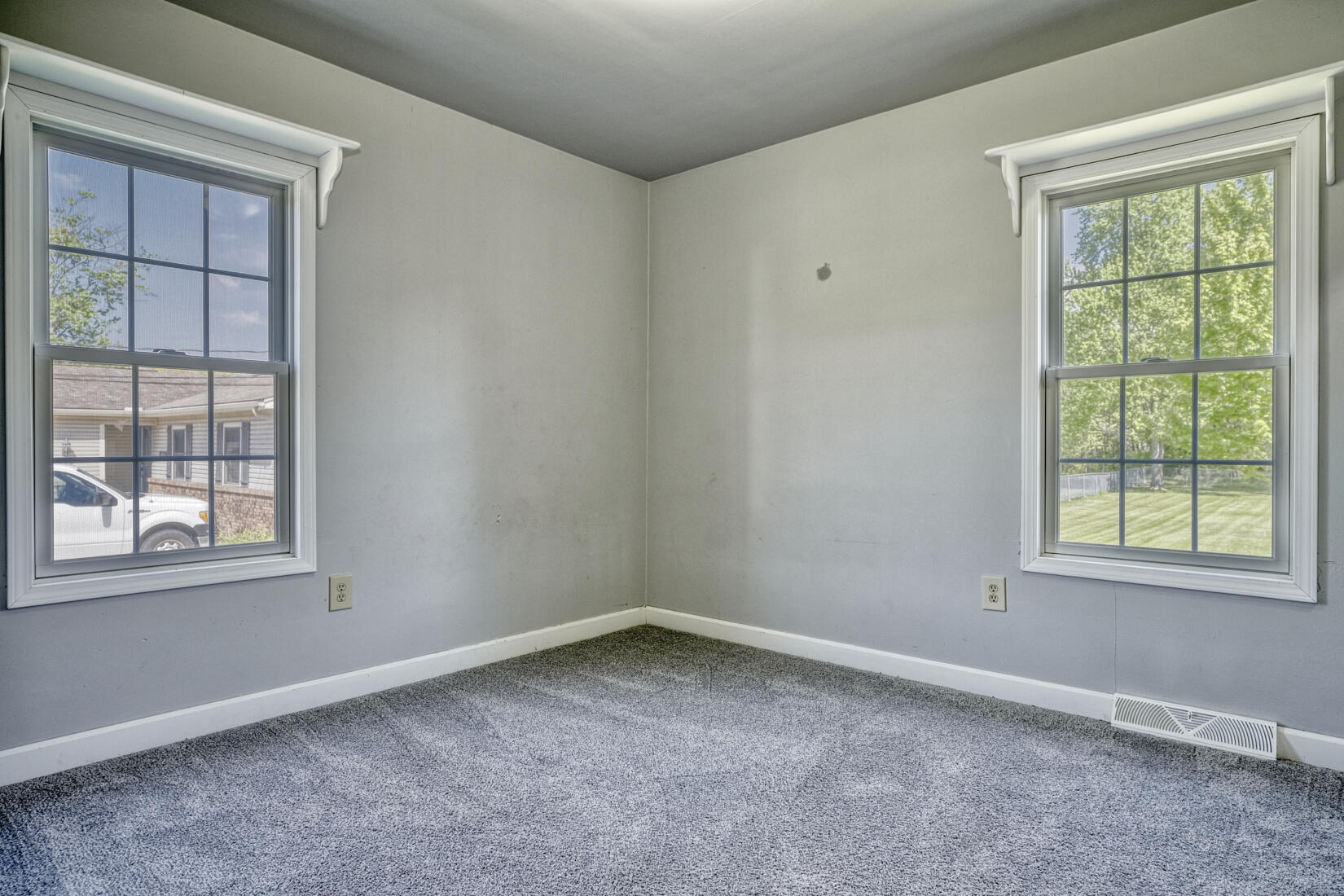 4912 West Main Street Lowell, IN 46356 - Photo 10 of 20 an empty room with a window