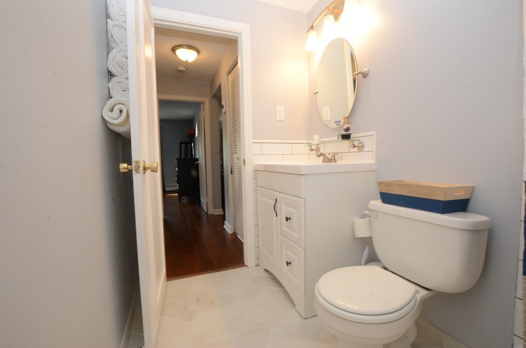 25 Clark's Road, Unit 301 Amesbury, MA 01913 - Photo 17 of 24 Gallery Image 17