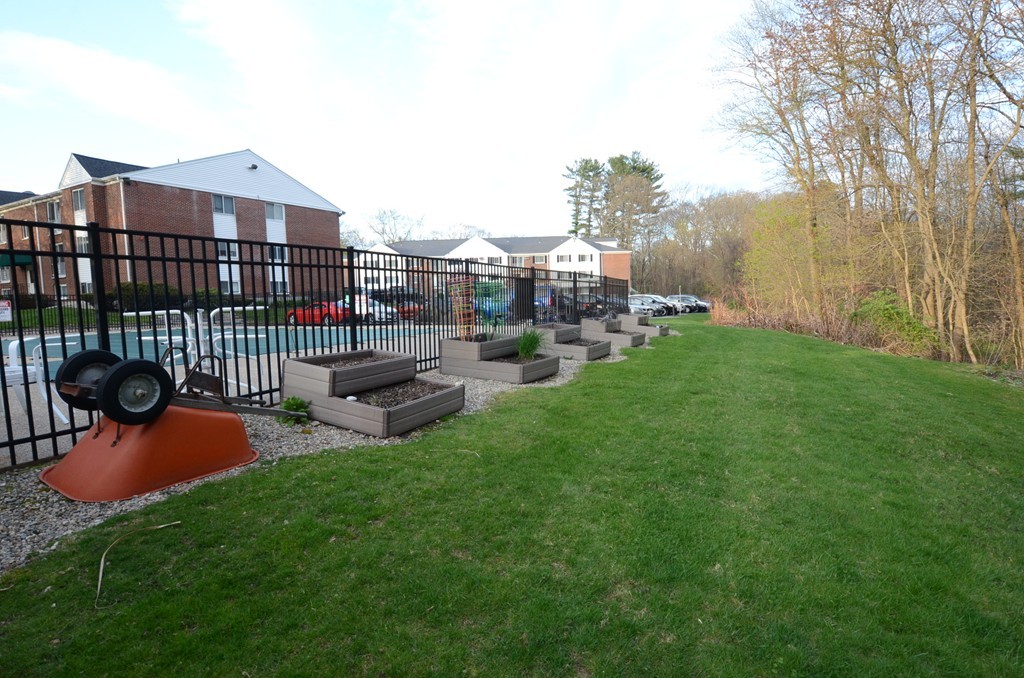 25 Clark's Road, Unit 301 Amesbury, MA 01913 - Photo 21 of 24 Gallery Image 21