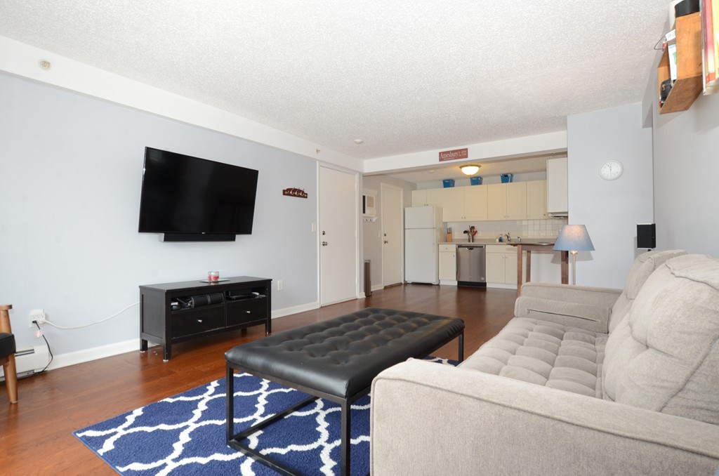 25 Clark's Road, Unit 301 Amesbury, MA 01913 - Photo 6 of 24 Gallery Image 6