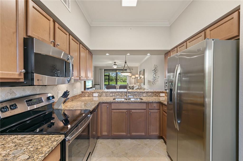 9735 Acqua Court, Unit 615 Naples, FL 34113 - Photo 7 of 35