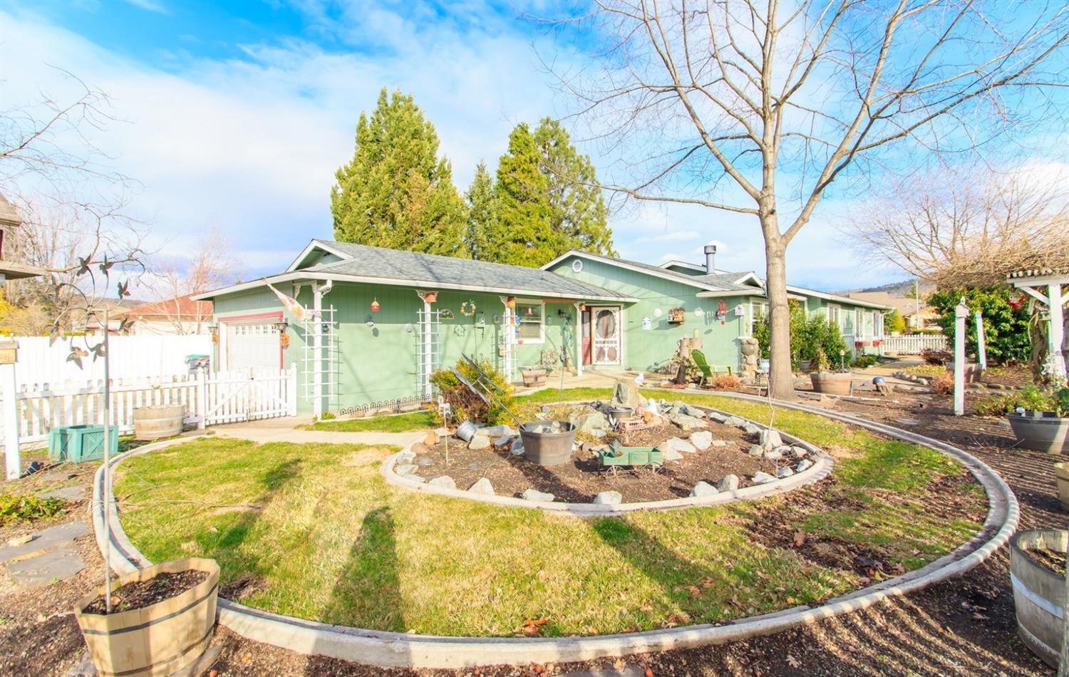 3232 Springbrook Road Medford, OR 97504 - Photo 3 of 29 Additional Photo