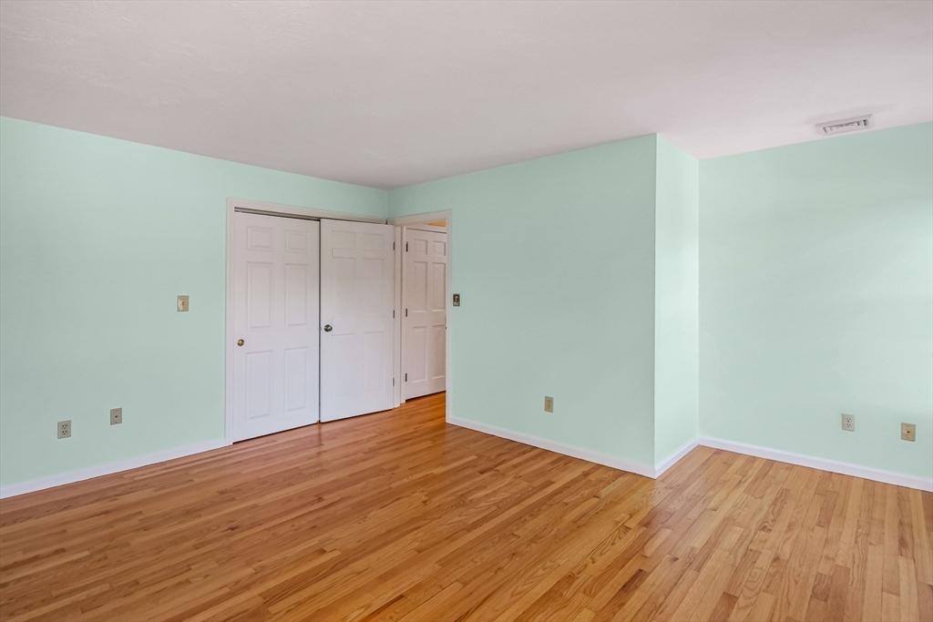 21 Randall Road Berlin, MA 01503 - Photo 31 of 42 Gallery Image 31