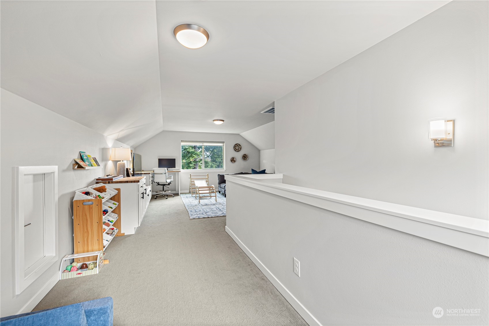 16614 Sylvester Road Southwest Burien, WA 98166 - Photo 30 of 40 a view of kitchen and living room