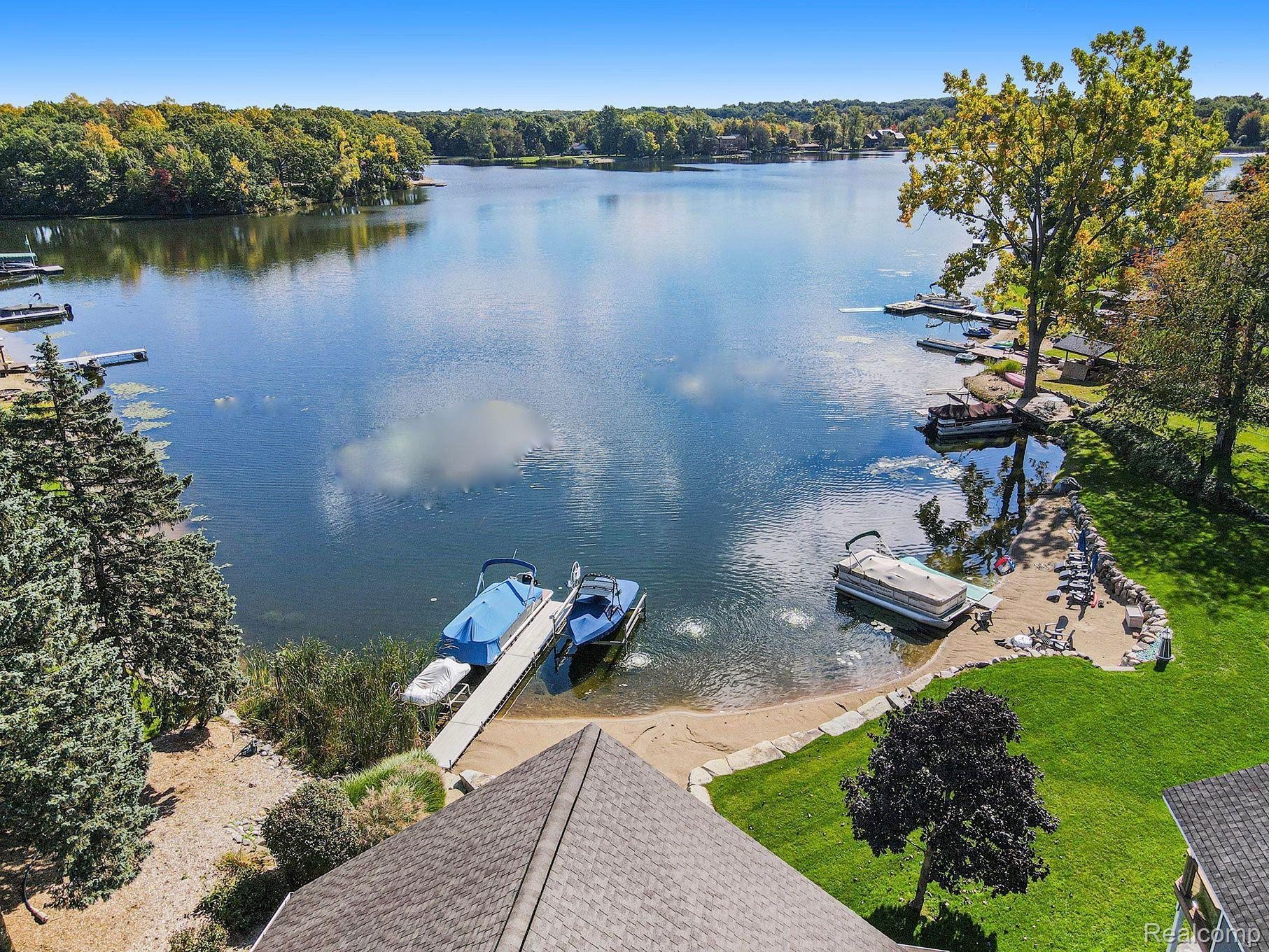 8495 Waumegah Road Clarkston, MI 48348 - Photo 31 of 44 LAKE WAUMEGAH