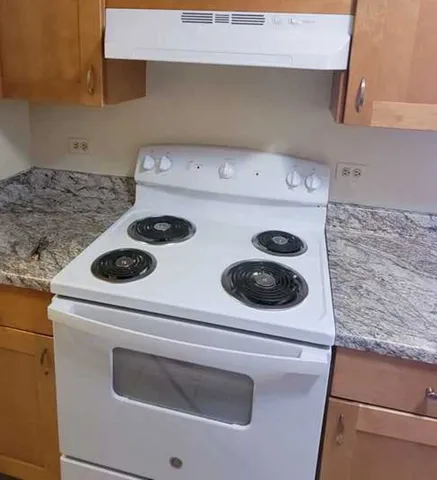 a close up view of washer and dryer