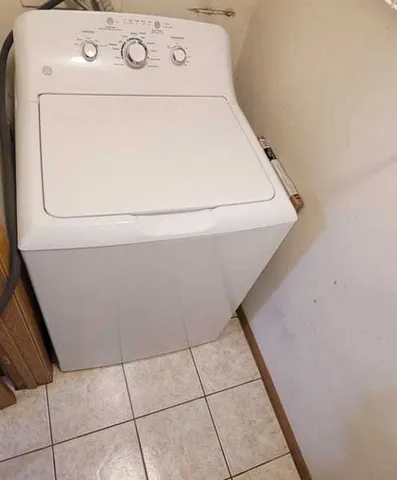 a close up view of washer and dryer
