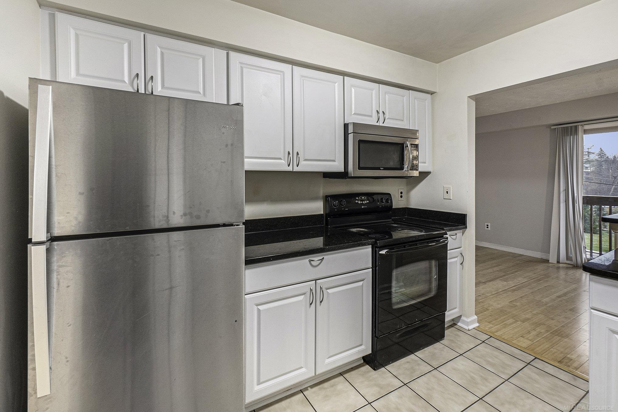 1673 Riverside Drive Rochester Hills, MI 48309 - Photo 8 of 19