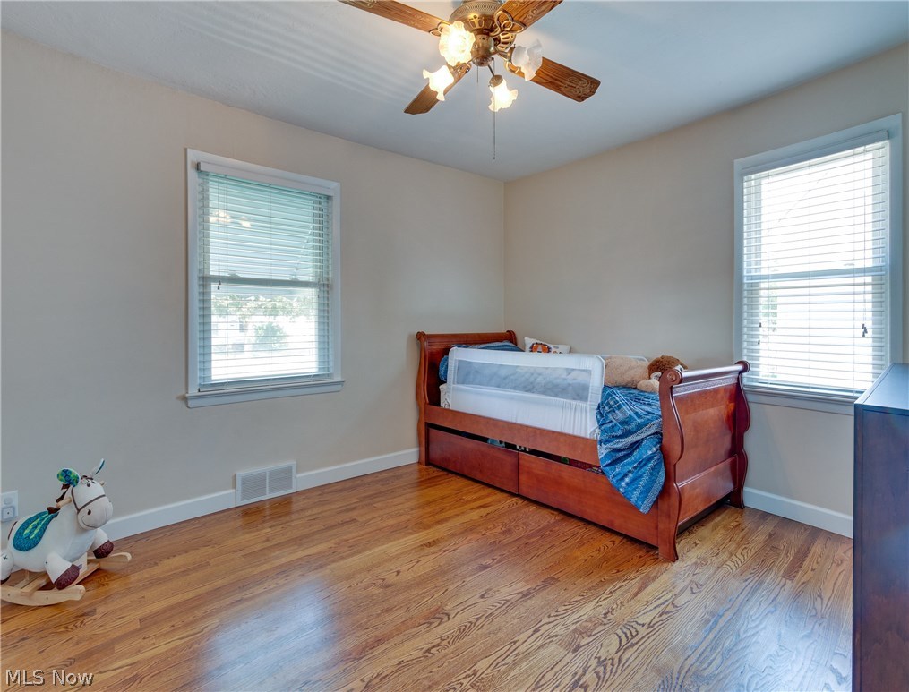 30048 Warren Road Wickliffe, OH 44092 - Photo 13 of 34 Bedroom #2