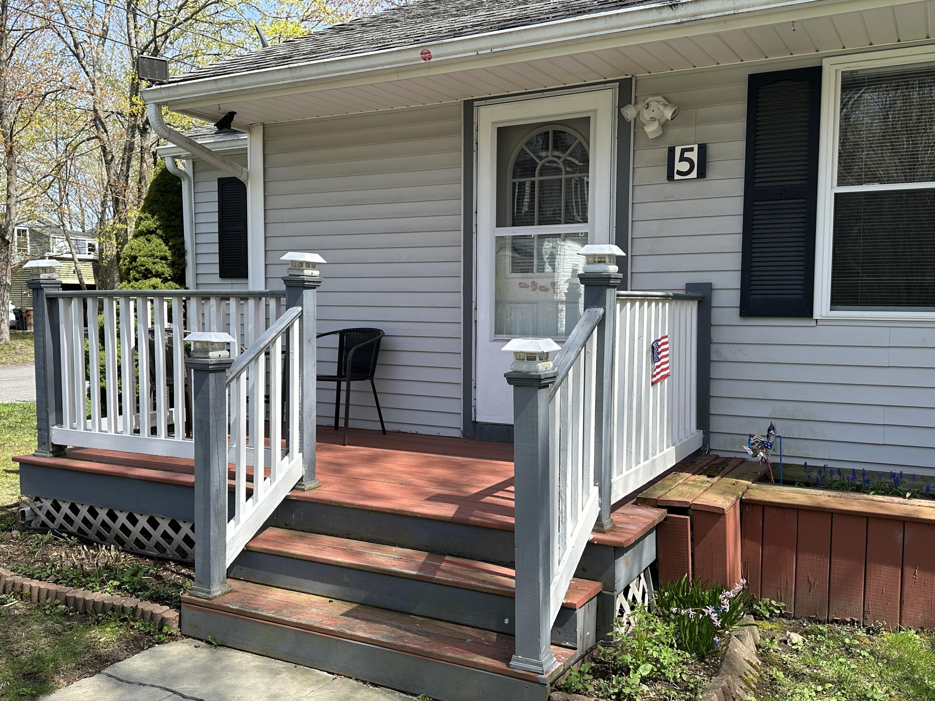 Prospect porch