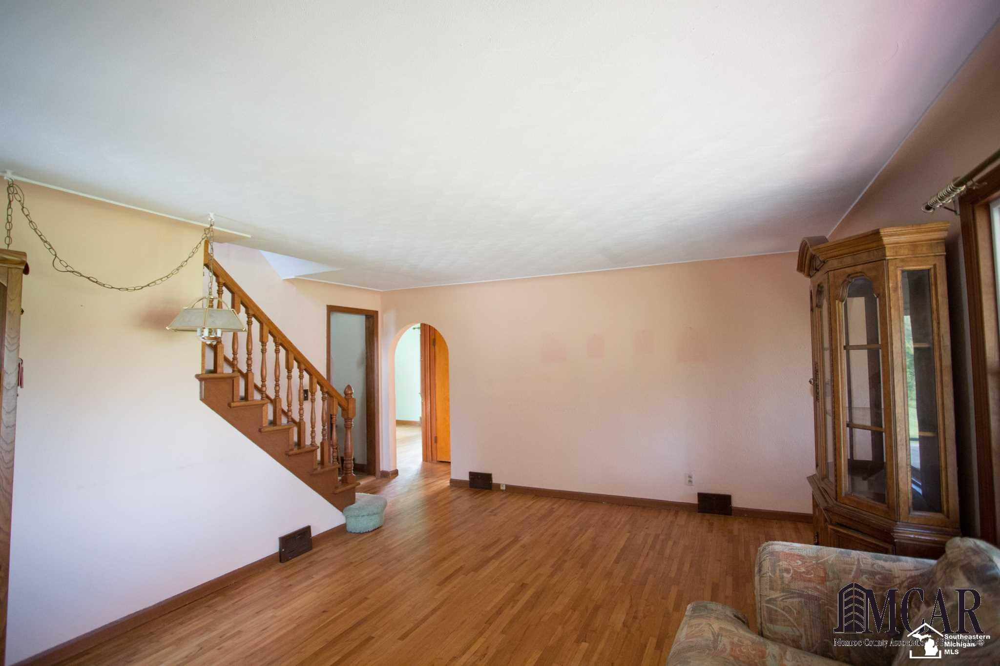 334 West Sterns Road Temperance, MI 48182 - Photo 7 of 35