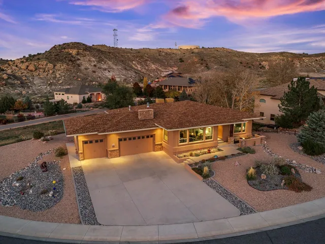 $1,100,000 | 372 Caprock Drive, Grand Junction, CO 81507
