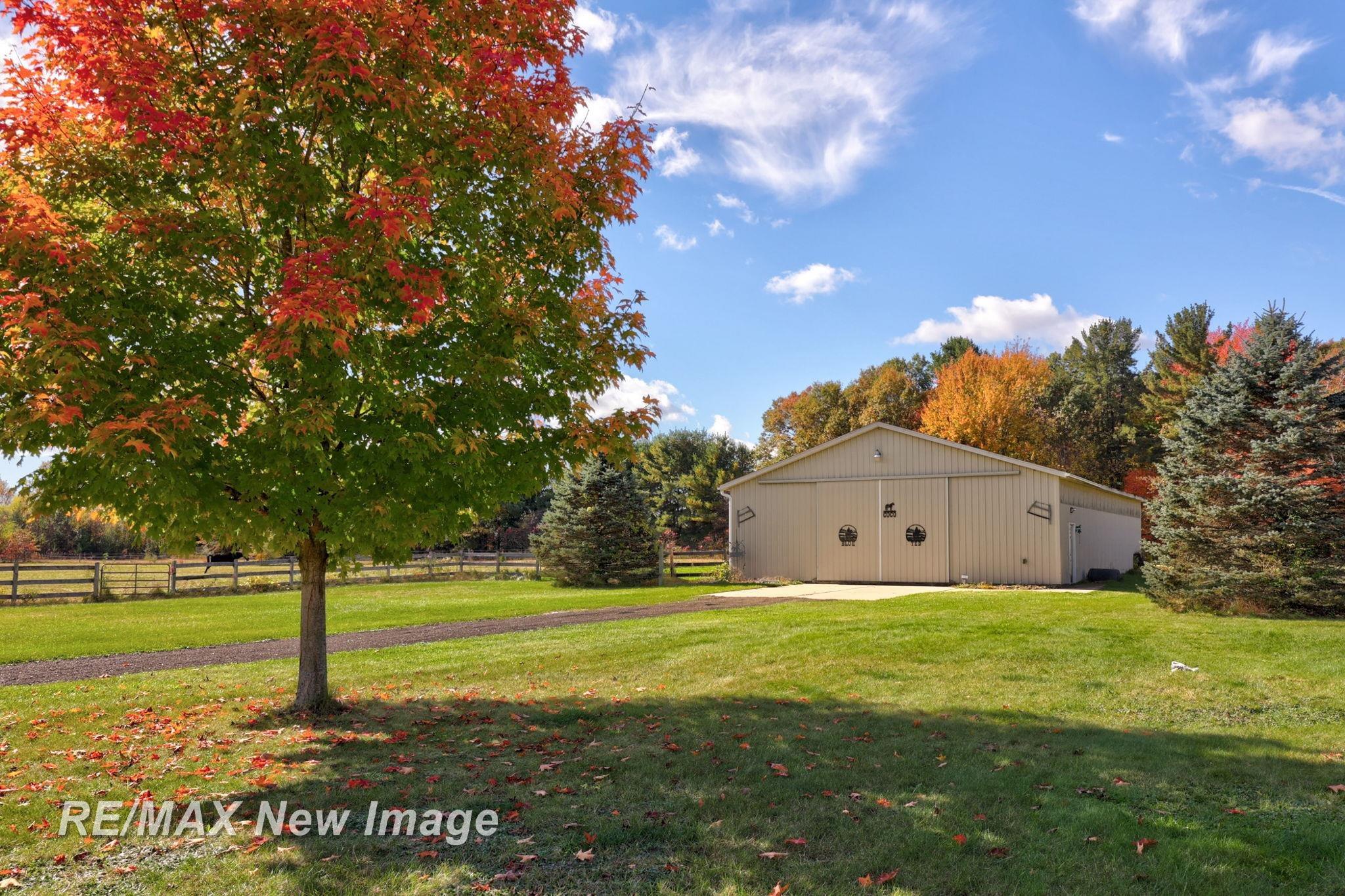 13886 Litchfield Road Montrose, MI 48457 - Photo 42 of 76 50192015-3a6747ec-7e0f-4e99-a397-18d3e0198eaf.JPG