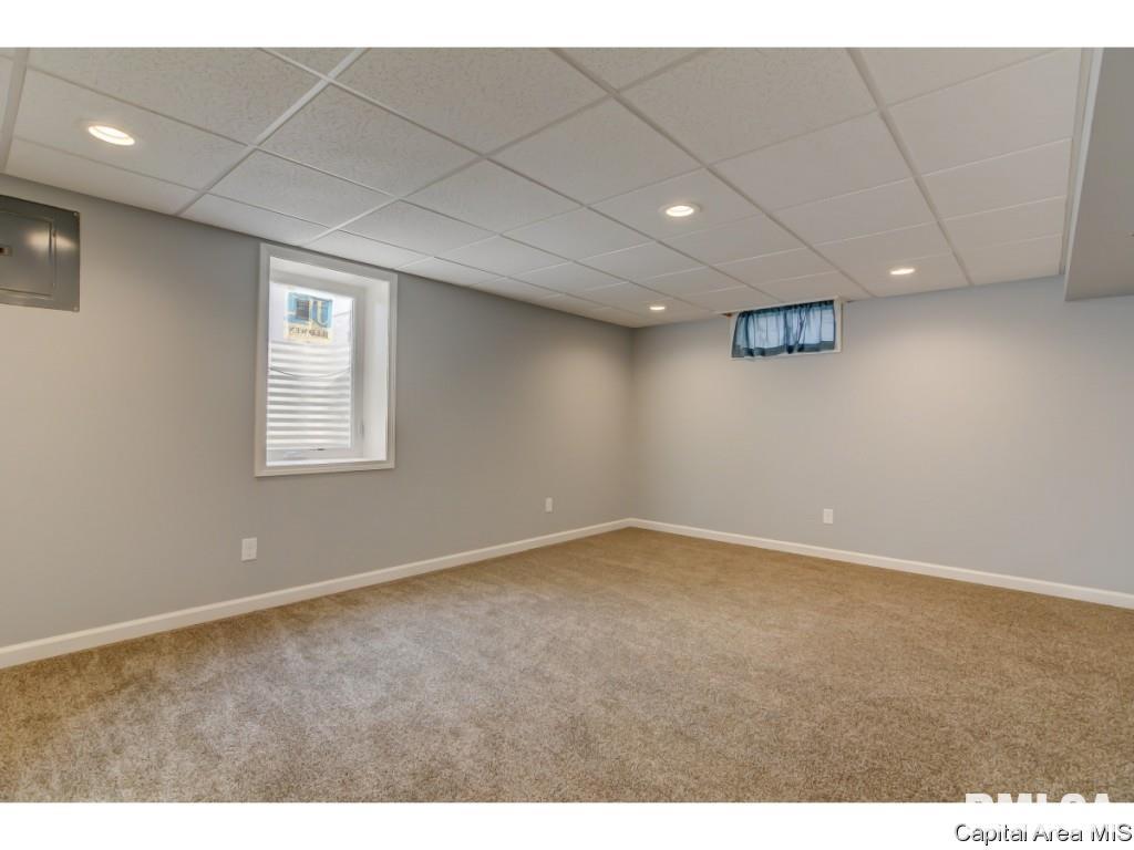 2700 Queensway Road Springfield, IL 62703 - Photo 28 of 34