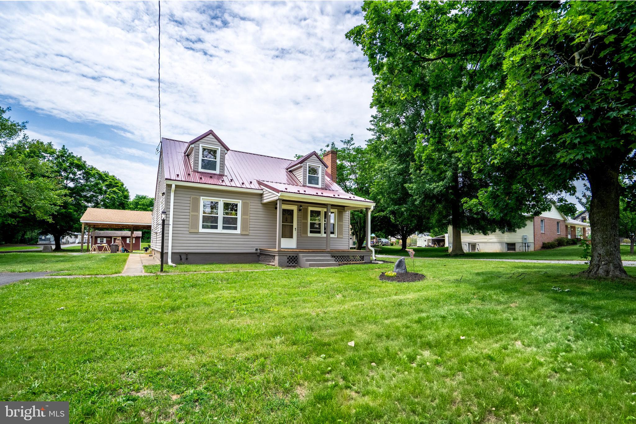 12834 Point Salem Road Hagerstown, MD 21740 - Photo 2 of 46