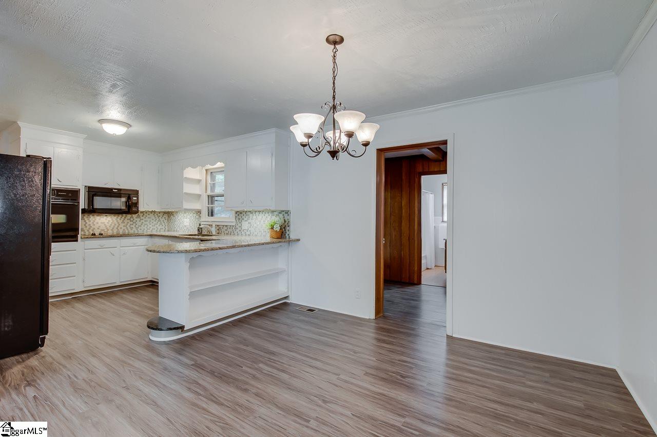 419 Tolar Road Travelers Rest, SC 29690 - Photo 7 of 36 Gallery Image 7