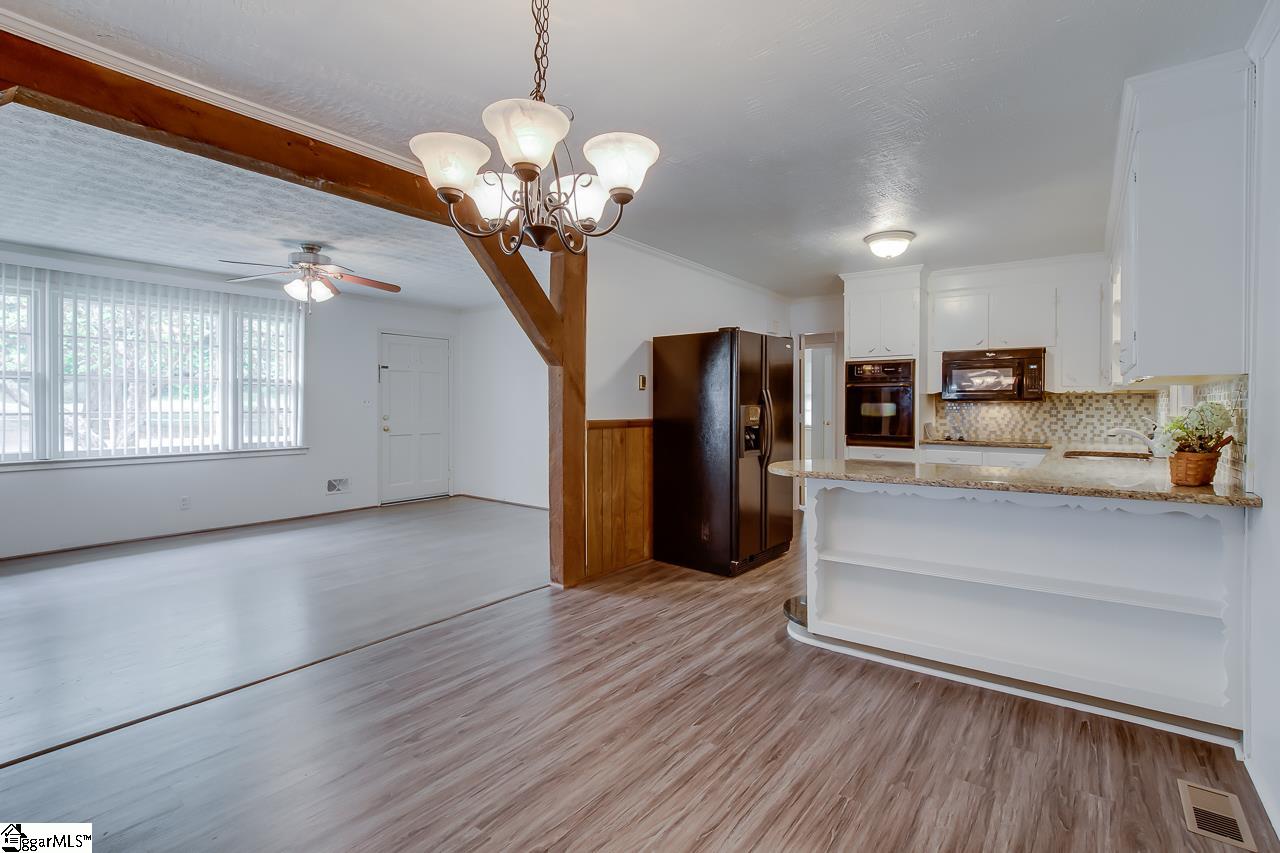 419 Tolar Road Travelers Rest, SC 29690 - Photo 8 of 36 Gallery Image 8
