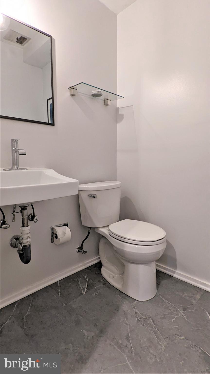 11531 Hickory Cluster Reston, VA 20190 - Photo 21 of 60