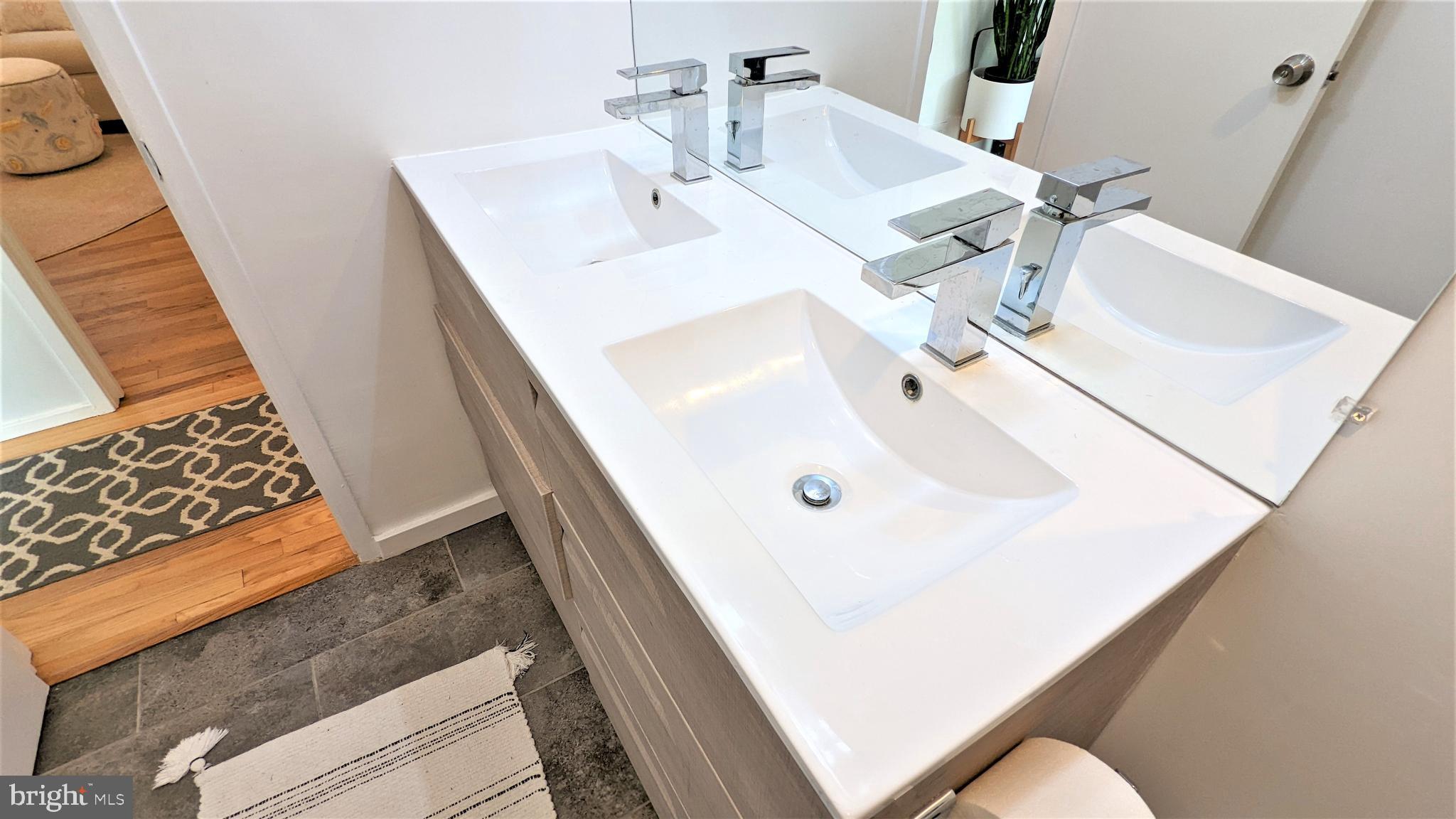 11531 Hickory Cluster Reston, VA 20190 - Photo 29 of 60