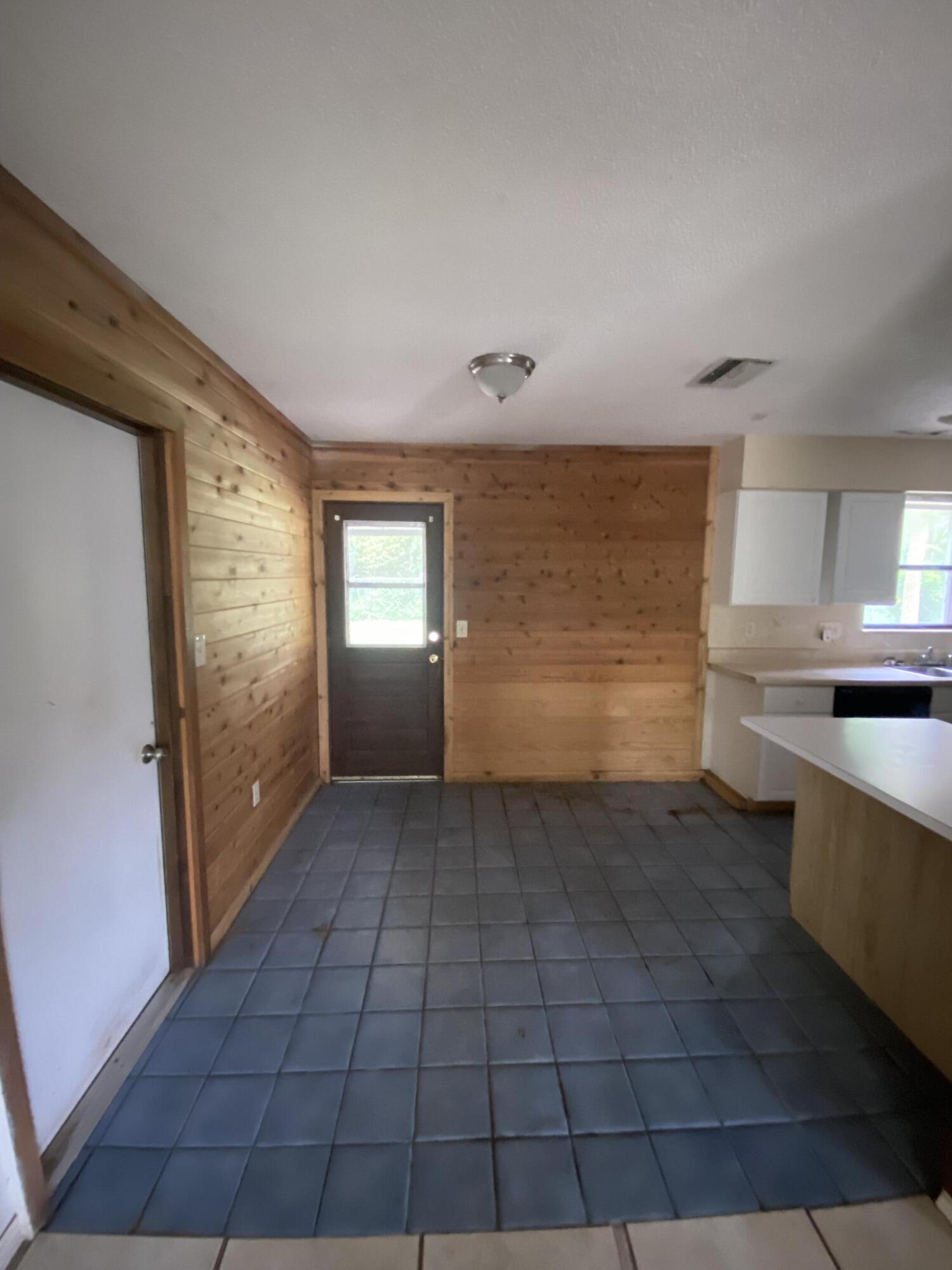 7106 Eden Road Fort Pierce, FL 34951 - Photo 2 of 24 IMG_4313 2