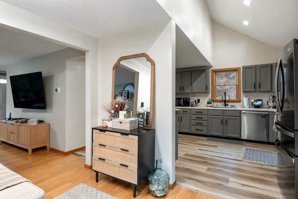11 Derby Road Berlin, MA 01503 - Photo 12 of 34 Gallery Image 12