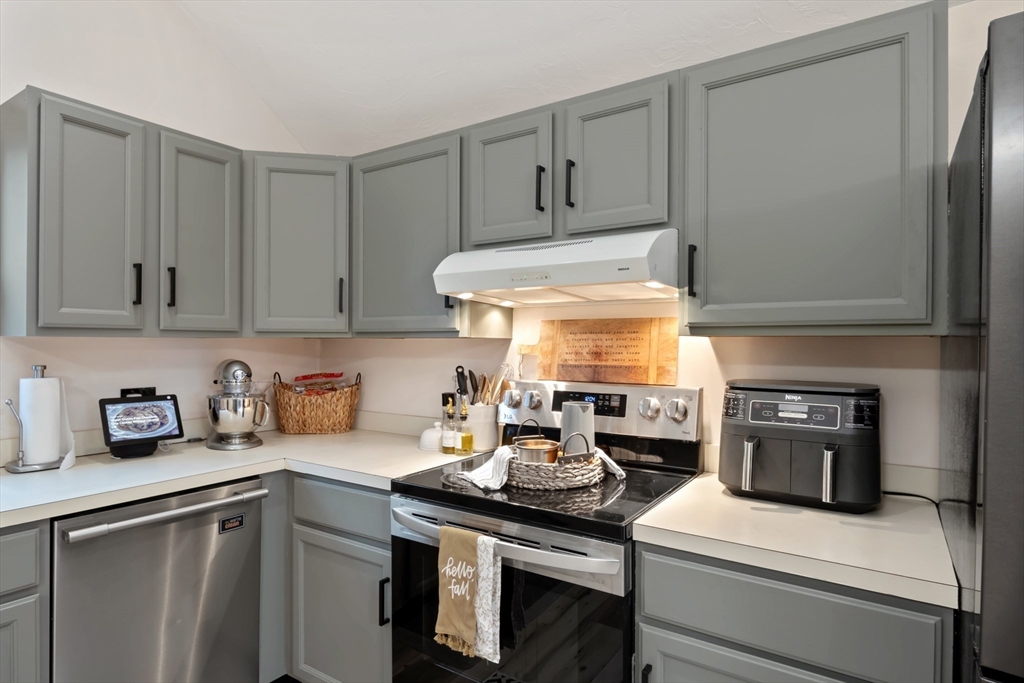 11 Derby Road Berlin, MA 01503 - Photo 15 of 34 Gallery Image 15