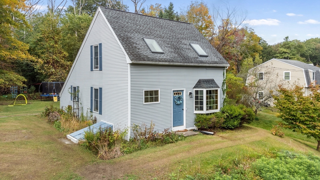 11 Derby Road Berlin, MA 01503 - Photo 2 of 34 Gallery Image 2