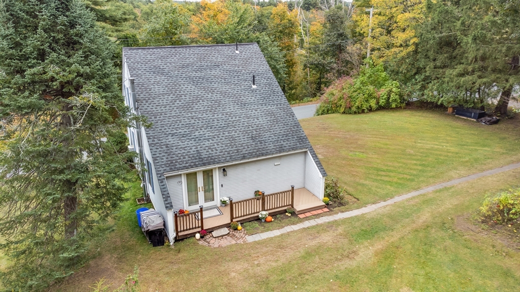 11 Derby Road Berlin, MA 01503 - Photo 28 of 34 Gallery Image 28