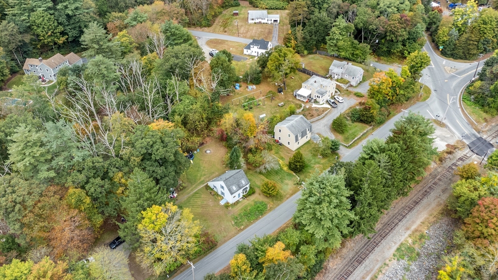11 Derby Road Berlin, MA 01503 - Photo 30 of 34 Gallery Image 30