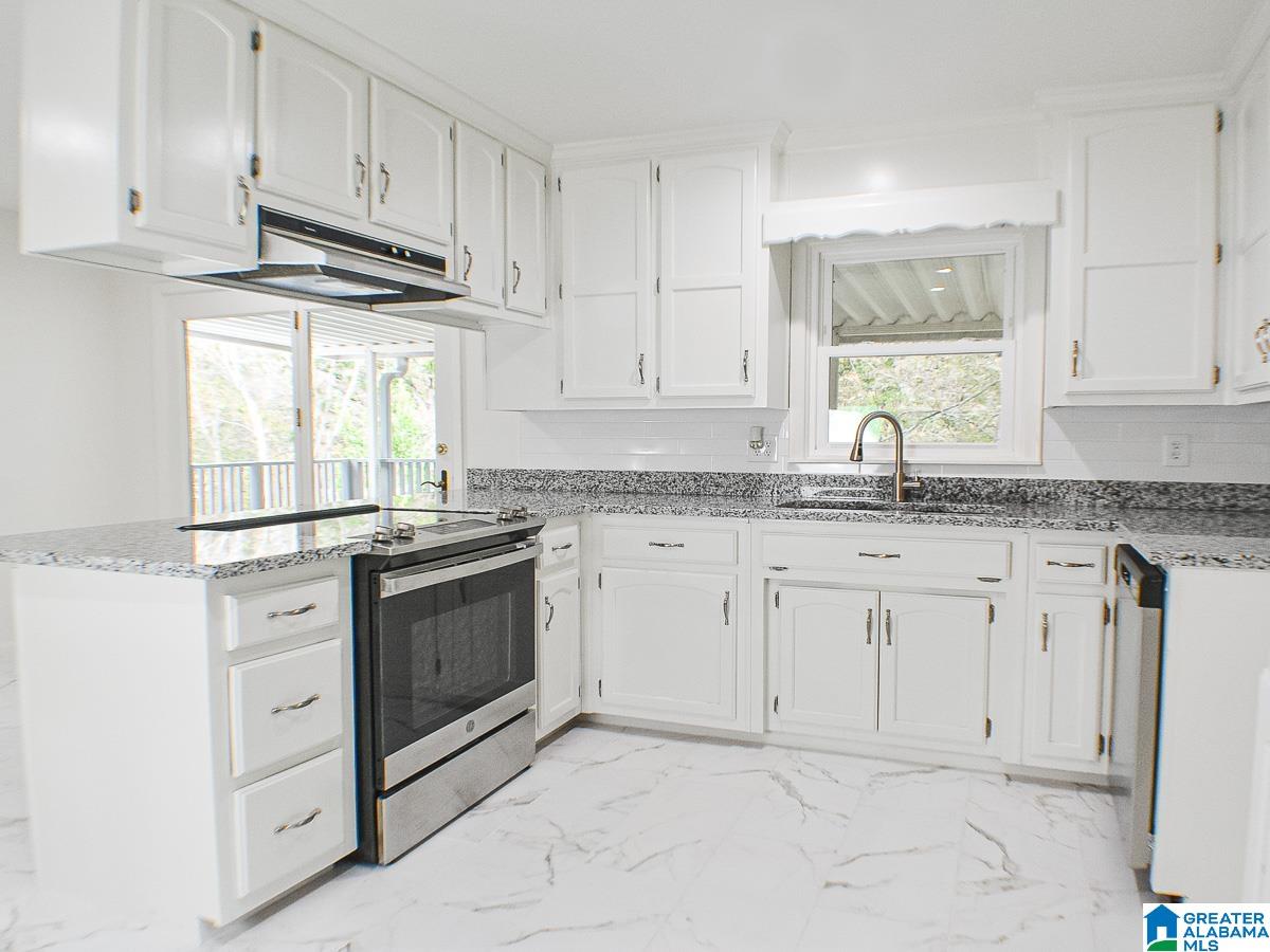 1908 Hyche Street Fultondale, AL 35068 - Photo 5 of 25
