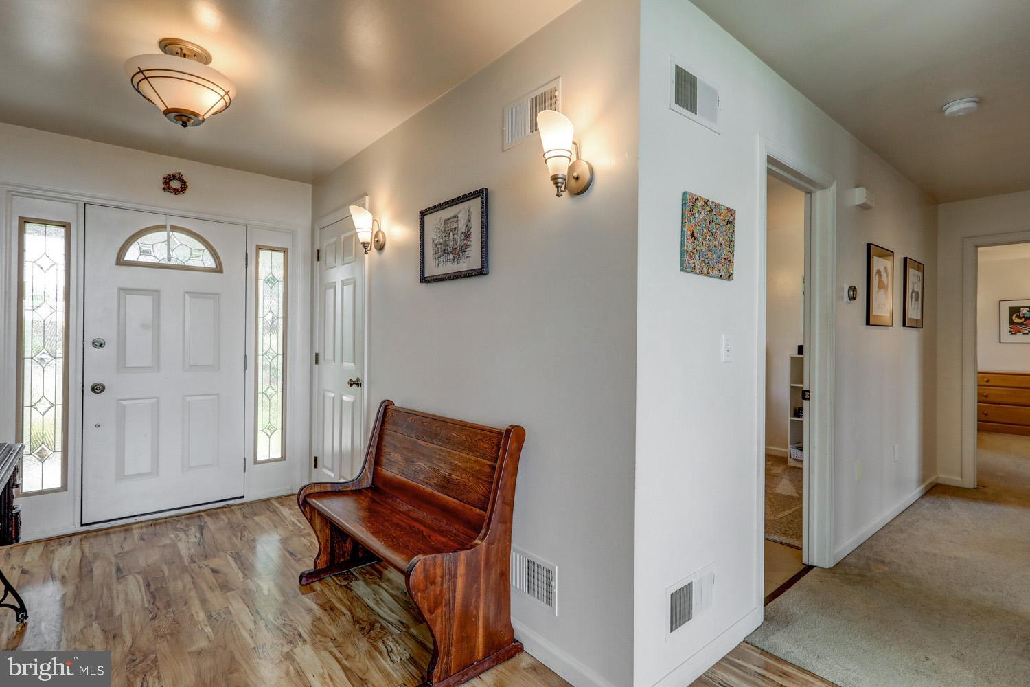 40 West Risser Mill Road Mount Joy, PA 17552 - Photo 11 of 95 Foyer 2