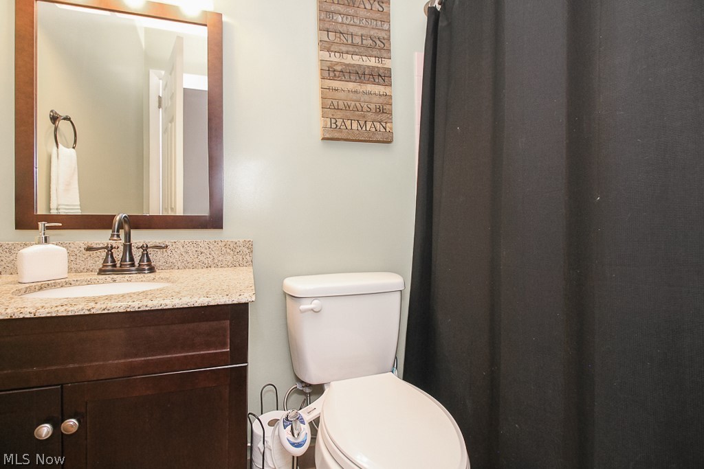 7622 Roeper Road Parma, OH 44134 - Photo 13 of 33