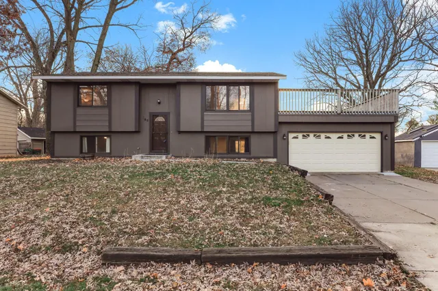 $390,000 | 125 Glenmar Avenue, Mahtomedi, MN 55115