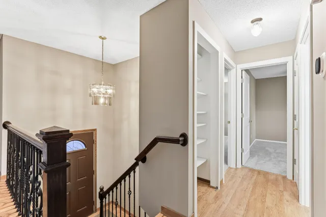 $390,000 | 125 Glenmar Avenue, Mahtomedi, MN 55115