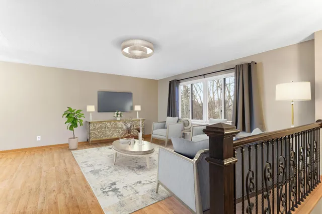 $390,000 | 125 Glenmar Avenue, Mahtomedi, MN 55115