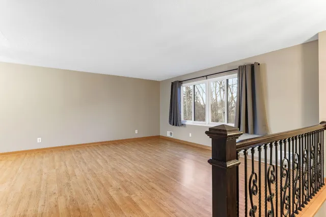 $390,000 | 125 Glenmar Avenue, Mahtomedi, MN 55115