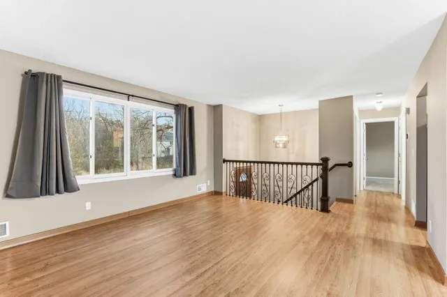 $390,000 | 125 Glenmar Avenue, Mahtomedi, MN 55115